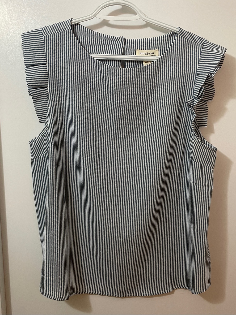 3/$20 Monteau Ruffle Sleeve Blouse